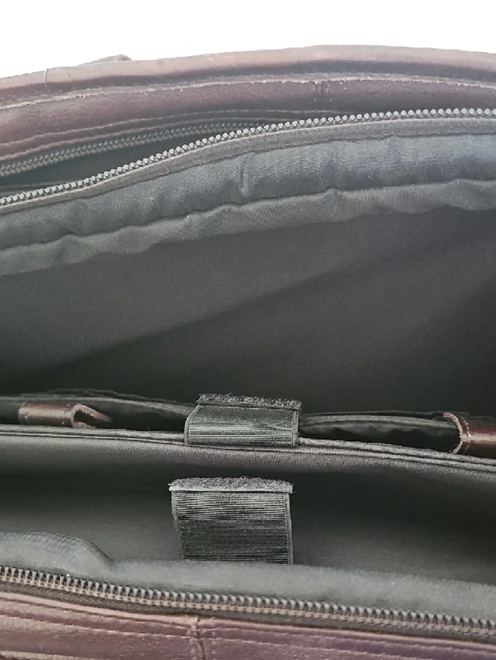 Men's Leather Briefcase Bag in Dark Brown - Classic Professional Carry